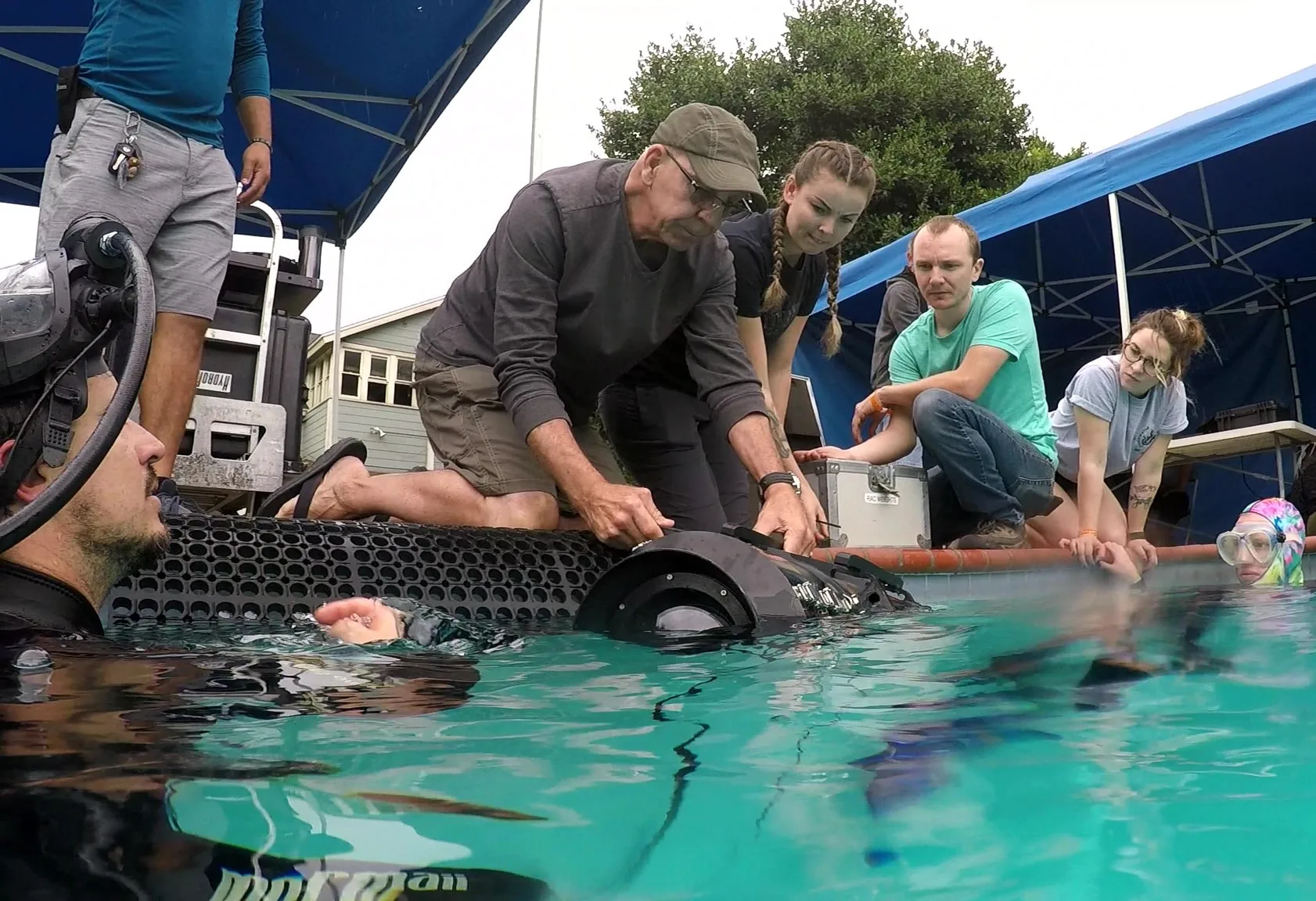 Underwater Film Production: vlcsnap 00002